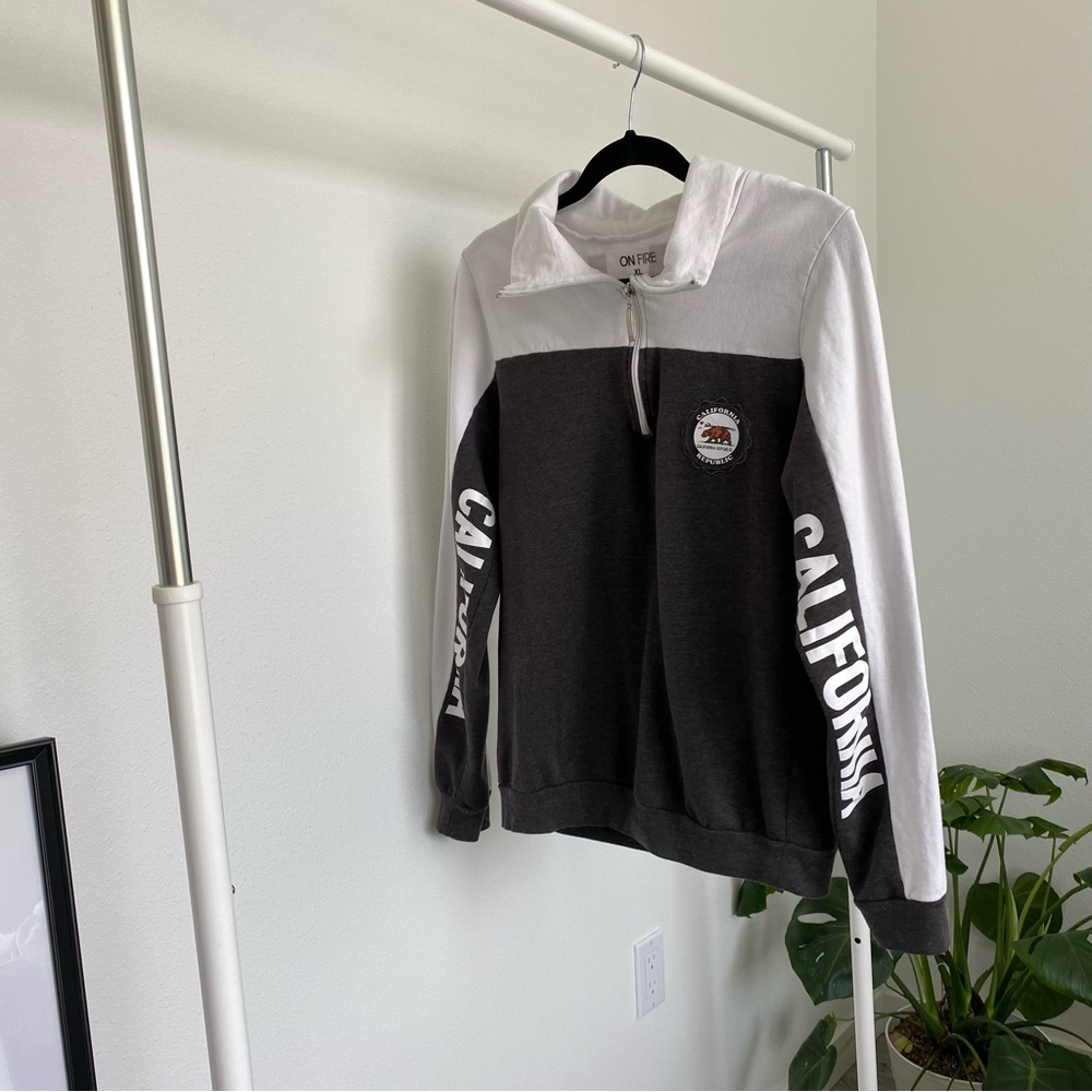 🐻 ON FIRE California Republic Zip Sweater